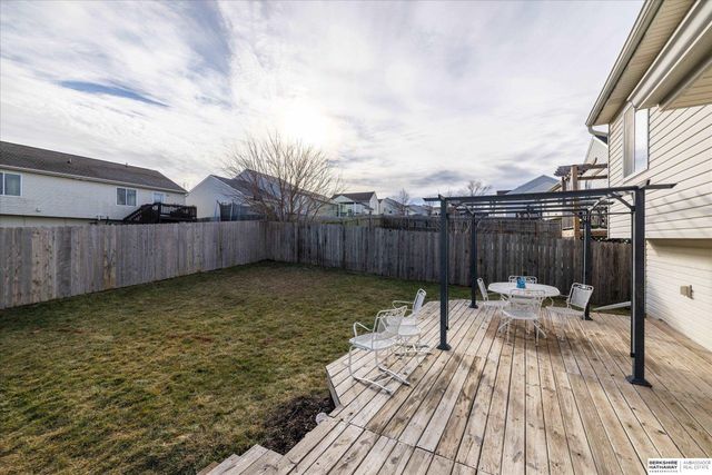 8815 Quest Street, Omaha, NE 68122