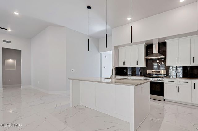 2394 ENCHANTED KNOLL Lane, El Paso, TX 79911