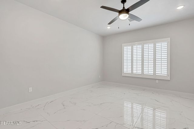 2394 ENCHANTED KNOLL Lane, El Paso, TX 79911