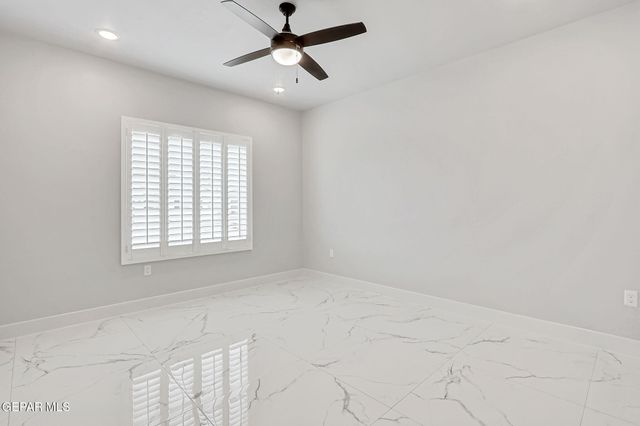 2394 ENCHANTED KNOLL Lane, El Paso, TX 79911