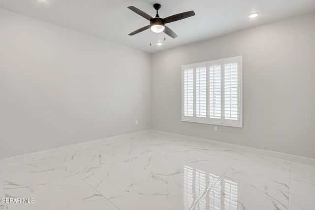 2394 ENCHANTED KNOLL Lane, El Paso, TX 79911