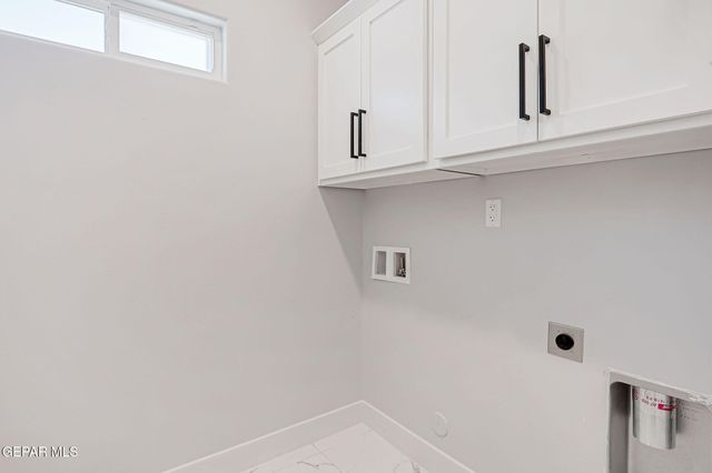 2394 ENCHANTED KNOLL Lane, El Paso, TX 79911