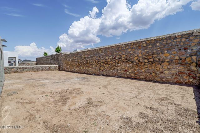 2394 ENCHANTED KNOLL Lane, El Paso, TX 79911