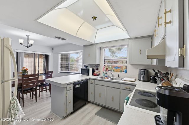 9086 Dorsey Street, Spring Hill, FL 34608