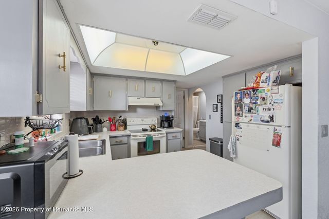 9086 Dorsey Street, Spring Hill, FL 34608