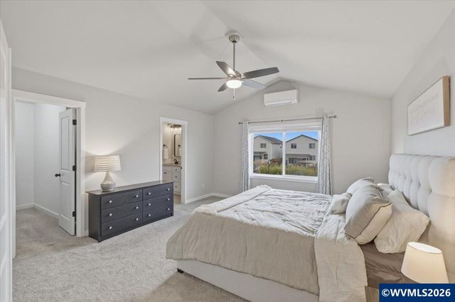 783 S 15th St, Philomath, OR 97370