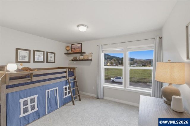 783 S 15th St, Philomath, OR 97370