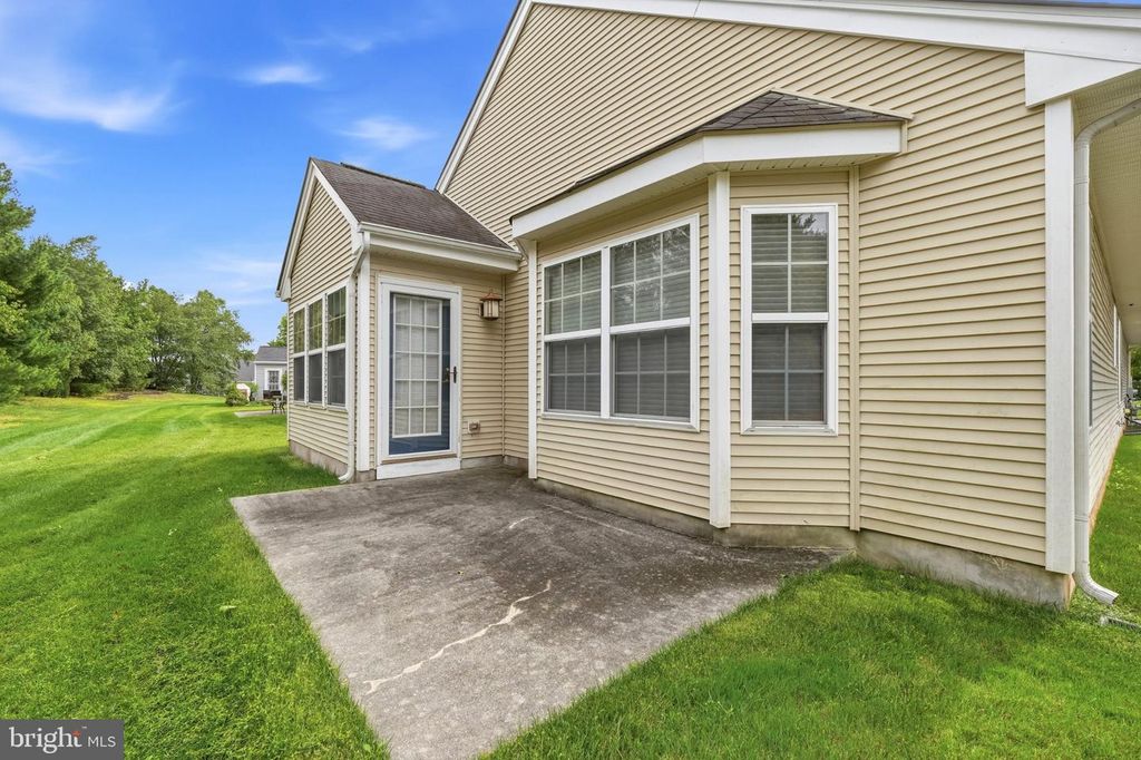 7 DUXBURY CT, Swedesboro, NJ 08085 — photo 5