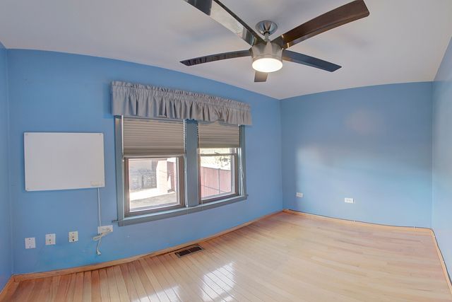 4310 S Sawyer Avenue, Chicago, IL 60632