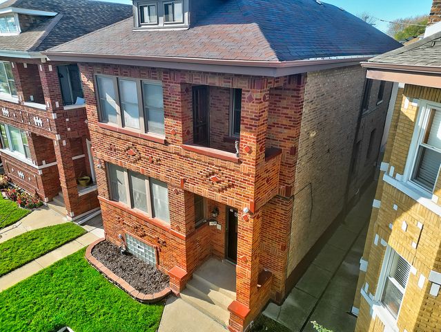 4310 S Sawyer Avenue, Chicago, IL 60632