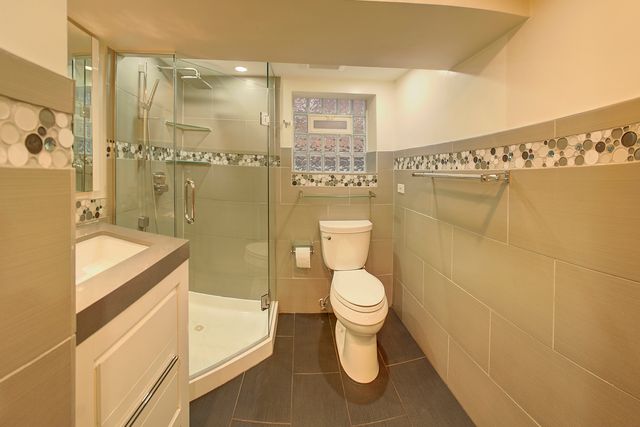 4310 S Sawyer Avenue, Chicago, IL 60632