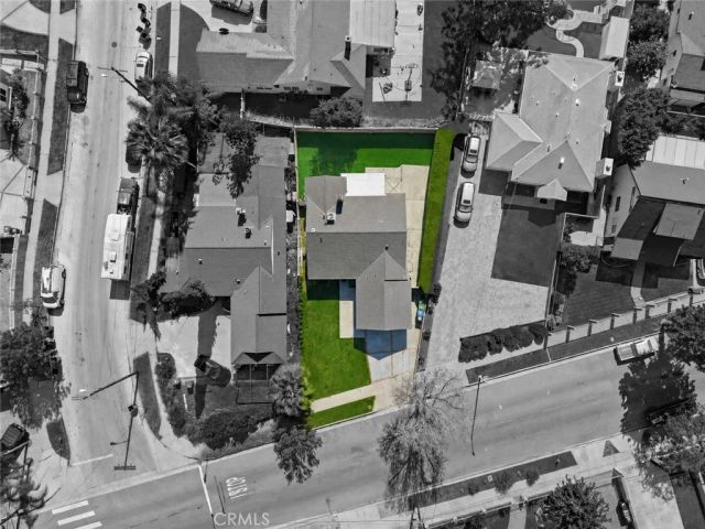 7875 Bellaire ave, North Hollywood, CA 91605