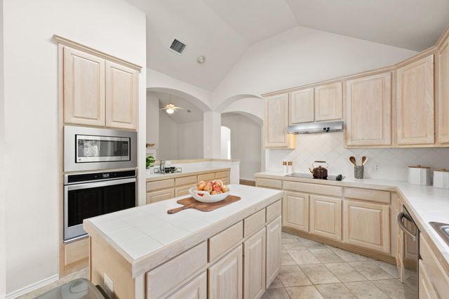 3600 Normandy Ridge LN, Austin, TX 78738