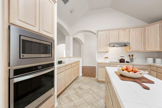 3600 Normandy Ridge LN, Austin, TX 78738