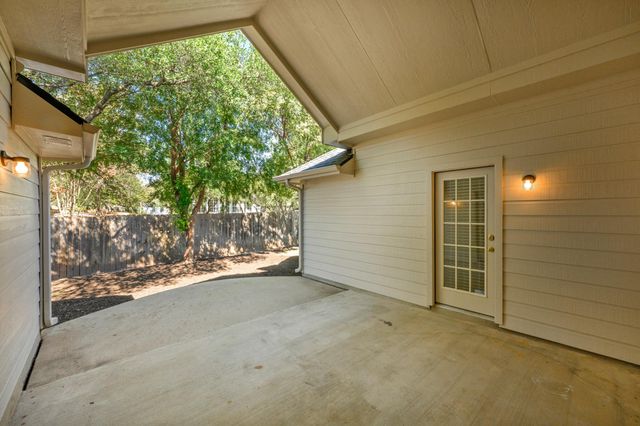 3600 Normandy Ridge LN, Austin, TX 78738