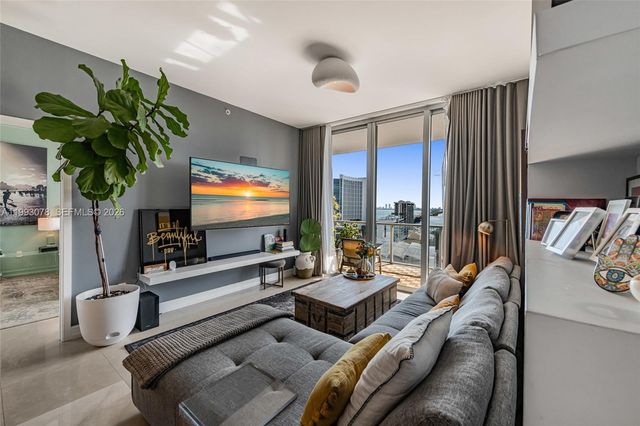 3470 E Coast Ave H1714, Miami, FL 33137