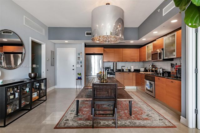 3470 E Coast Ave H1714, Miami, FL 33137