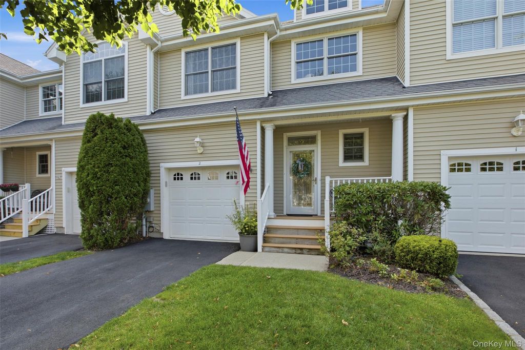 2 Emilys Way, East Setauket, NY 11733 — exterior