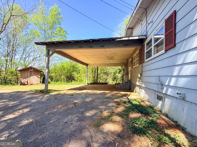 1131 Glade Creek Parkway, Mount Airy, GA 30563