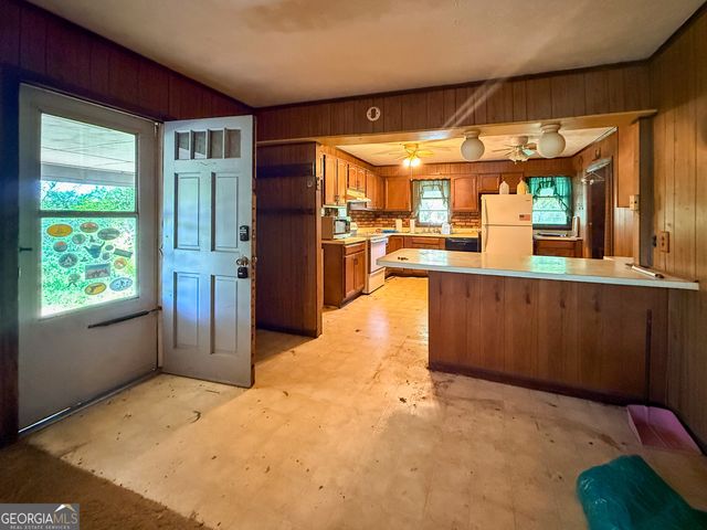 1131 Glade Creek Parkway, Mount Airy, GA 30563