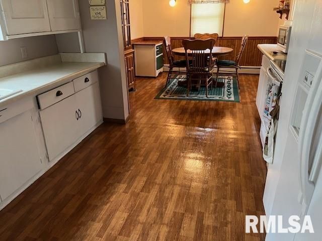 507 E MARKET Street, Taylorville, IL 62568