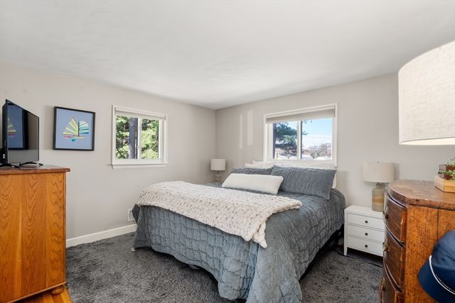 71 Delmar Ave, Framingham, MA 01701