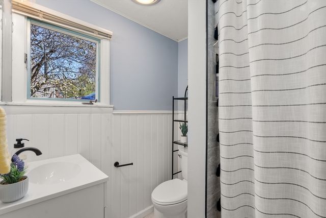 71 Delmar Ave, Framingham, MA 01701