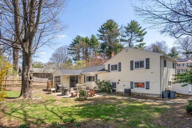 71 Delmar Ave, Framingham, MA 01701