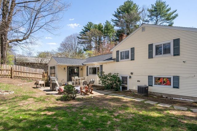 71 Delmar Ave, Framingham, MA 01701