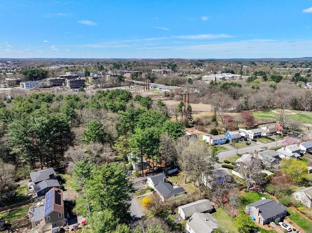 71 Delmar Ave, Framingham, MA 01701