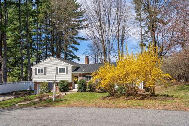 71 Delmar Ave, Framingham, MA 01701