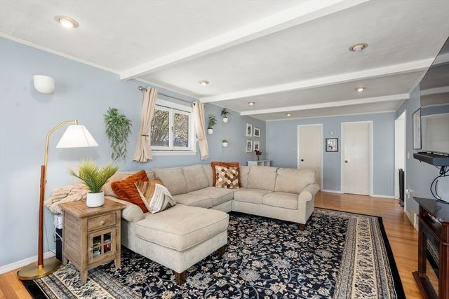 71 Delmar Ave, Framingham, MA 01701