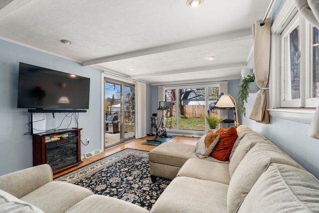 71 Delmar Ave, Framingham, MA 01701