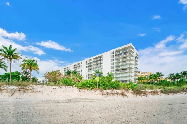 611 Ocean Dr 3E, Key Biscayne, FL 33149
