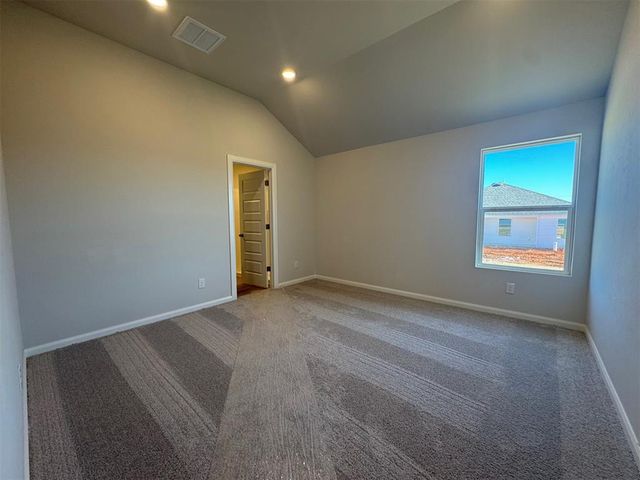 936 S Bear Lane, Mustang, OK 73064