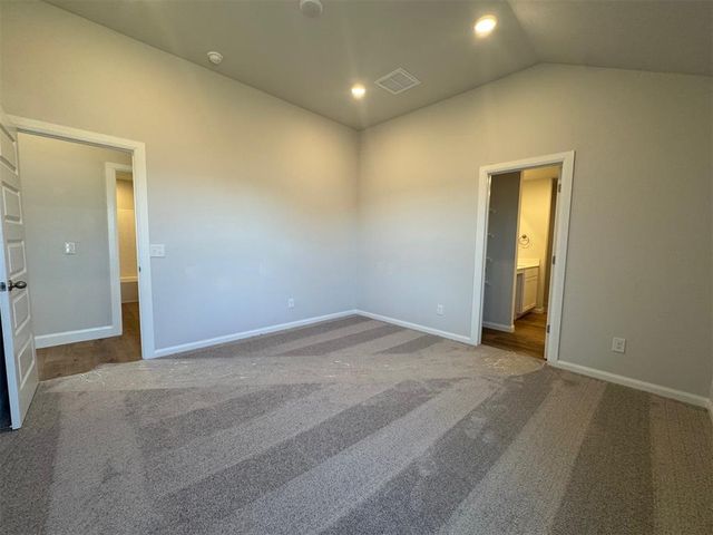 936 S Bear Lane, Mustang, OK 73064