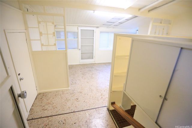 2212 Coyne Street, Honolulu, HI 96826