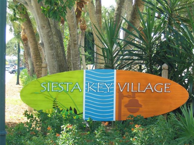 7944 BERGAMO AVENUE, Sarasota, FL 34238