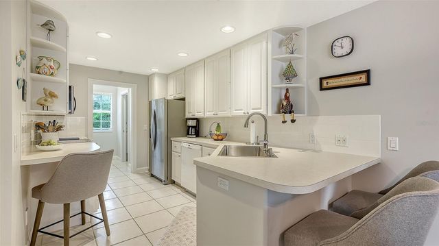 7944 BERGAMO AVENUE, Sarasota, FL 34238