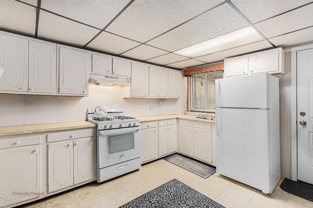 1907 W Sugar Grove Rd, Victory Twp, MI 49431