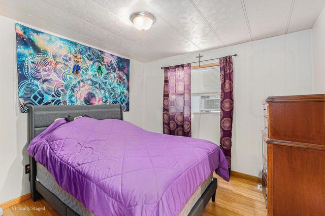 1907 W Sugar Grove Rd, Victory Twp, MI 49431