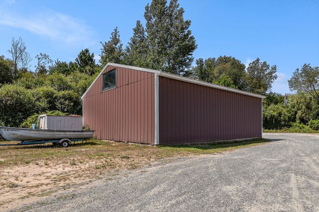 1907 W Sugar Grove Rd, Victory Twp, MI 49431