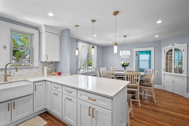 153 Lynn St, Peabody, MA 01960
