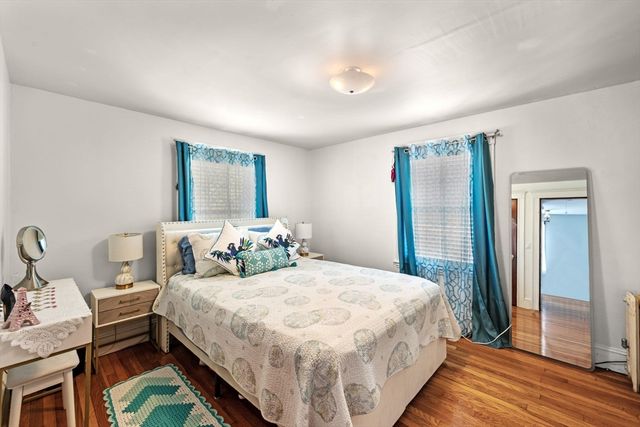 153 Lynn St, Peabody, MA 01960