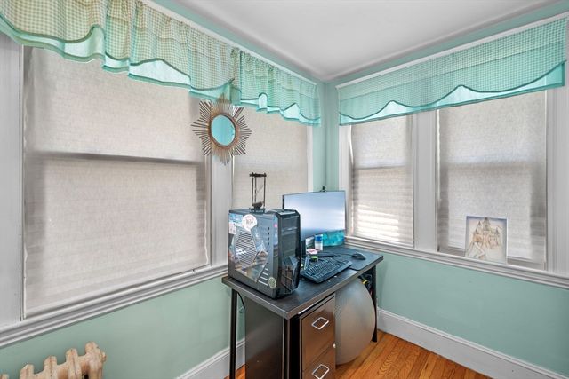 153 Lynn St, Peabody, MA 01960