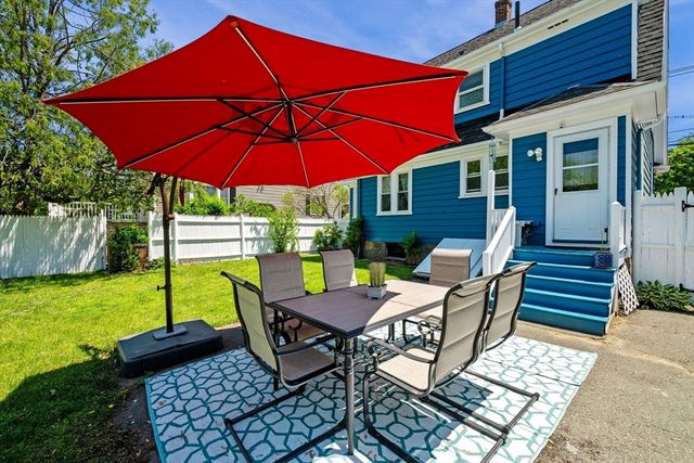 153 Lynn St, Peabody, MA 01960