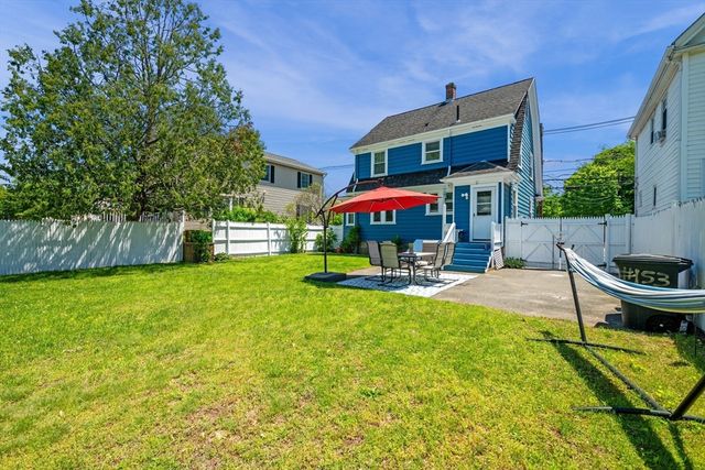 153 Lynn St, Peabody, MA 01960
