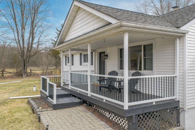 282 Stone School House Road, Bloomingburg, NY 12721
