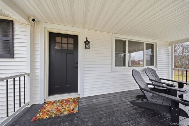 282 Stone School House Road, Bloomingburg, NY 12721