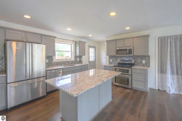 611 N Harris Street, Mt Pleasant, MI 48858